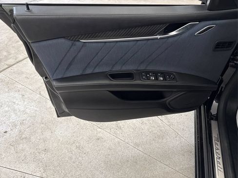 Used 2019 Maserati Ghibli S GranLusso RWD image 38