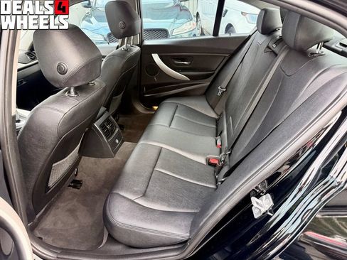 Used 2013 BMW 328i Sedan RWD image 25