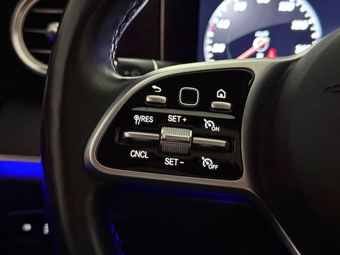 Used 2020 Mercedes-Benz E 350 4MATIC Sedan w/ Parking Assistance Package image 40