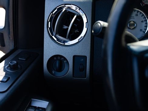 Used 2009 Ford F250 FX4 AWD/4WD image 14