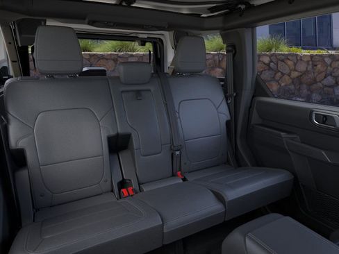 New 2025 Ford Bronco Badlands w/ Sasquatch Package image 11