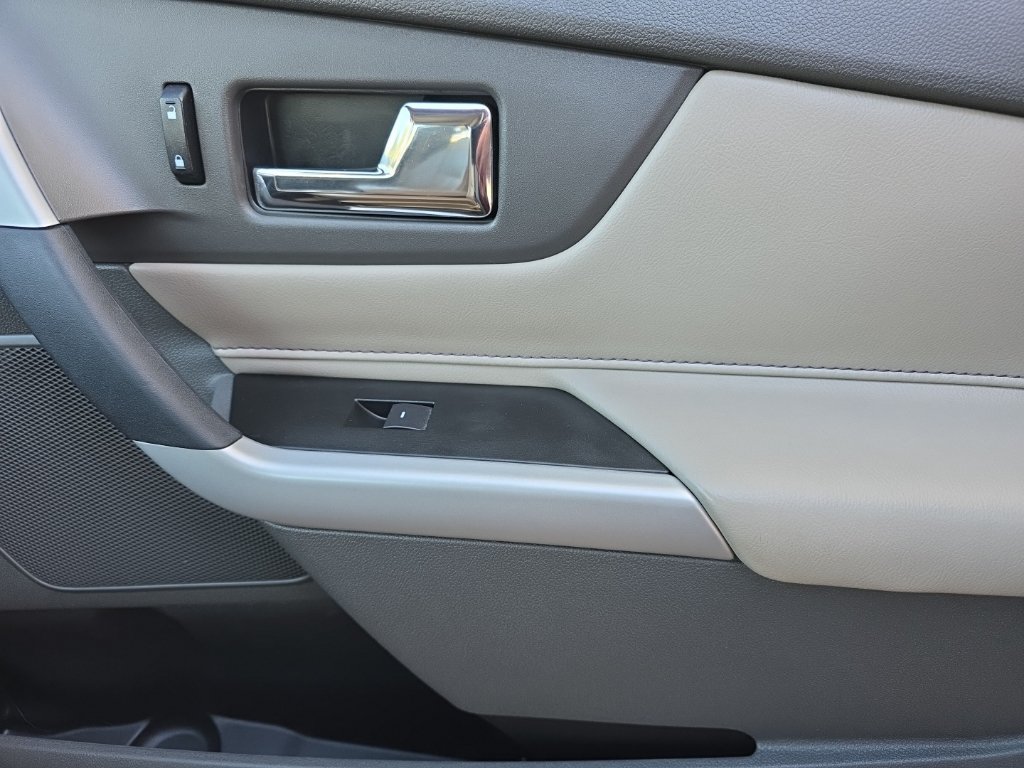 Used 2014 Ford Edge SEL w/ Equipment Group 205A AWD/4WD image 20