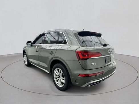 Used 2023 Audi Q5 2.0T Premium w/ Convenience Package AWD/4WD image 2