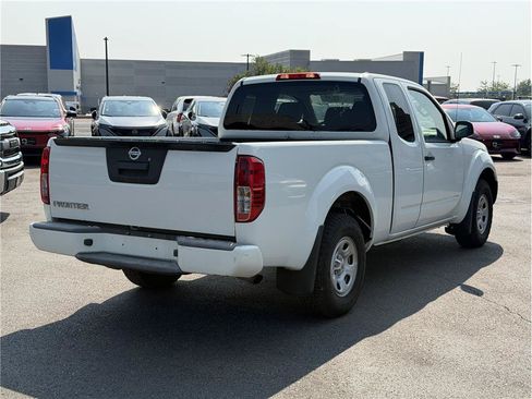 Used 2017 Nissan Frontier S RWD image 2