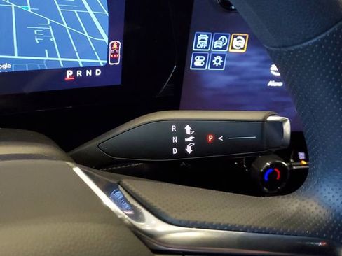 New 2025 Chevrolet Blazer EV LT image 25