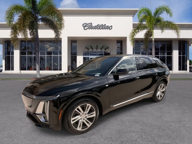 Used 2024 Cadillac Lyriq Tech w/ Driver Assist Package AWD/4WD image 6