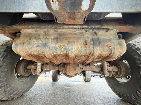 Used 2004 Jeep Wrangler Sahara w/ Dual Top Group image 27