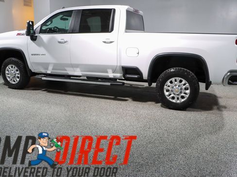 Used 2023 Chevrolet Silverado 2500 LT w/ Convenience Package AWD/4WD image 10