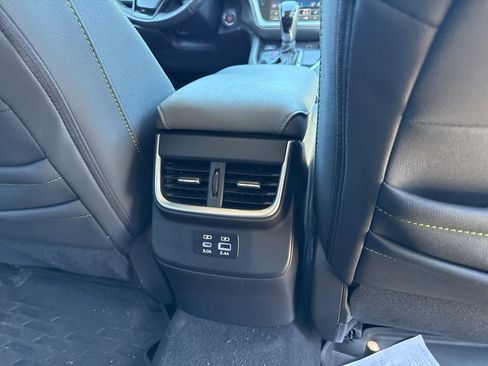 Used 2025 Subaru Outback Onyx Edition image 14