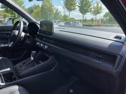 Certified 2025 Honda CR-V Sport-L image 33