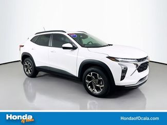 Used 2025 Chevrolet Trax LT w/ LT Convenience Package video 1