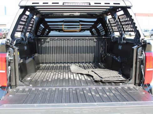 Used 2024 Toyota Tacoma TRD Pro AWD/4WD image 13