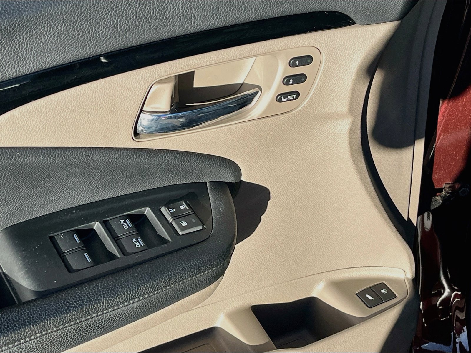 Used 2022 Honda Pilot Touring image 18