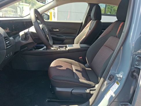 Used 2026 Nissan Sentra SR w/ SR All Weather Package FWD image 13