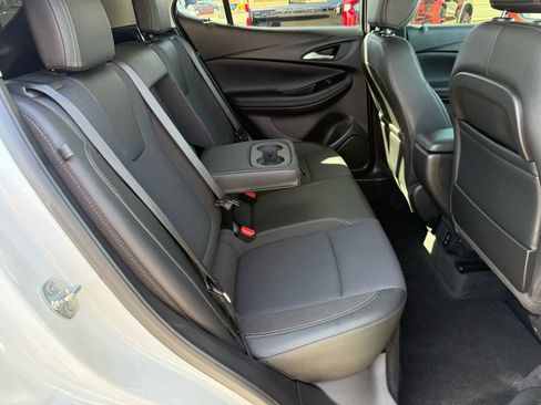 Used 2021 Buick Encore GX Select w/ Advanced Technology Package image 37