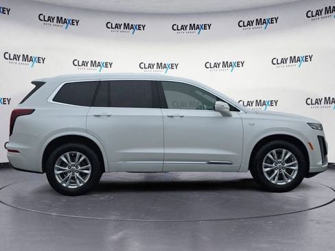 Used 2023 Cadillac XT6 Luxury FWD image 6