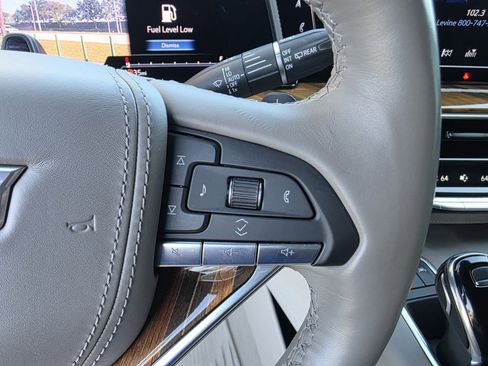 Used 2022 Cadillac Escalade Sport Platinum RWD image 21