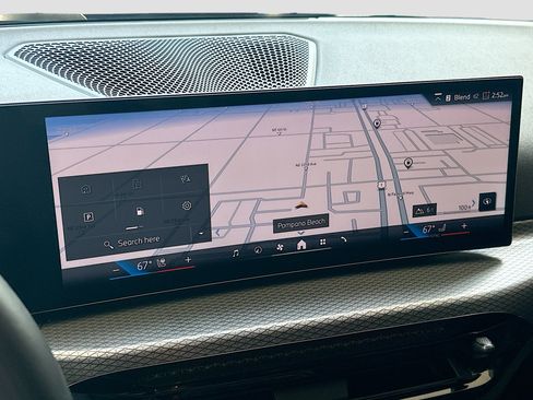 Used 2025 BMW 430i Coupe w/ M Sport Package RWD image 12