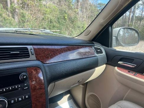 Used 2008 Chevrolet Tahoe LT w/ LT Preferred Equipment Group image 23