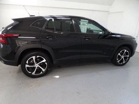 Certified 2024 Chevrolet Trax RS w/ Driver Confidence Package FWD image 20