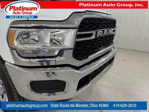 Used 2022 RAM 2500 Tradesman w/ Chrome Appearance Group image 44