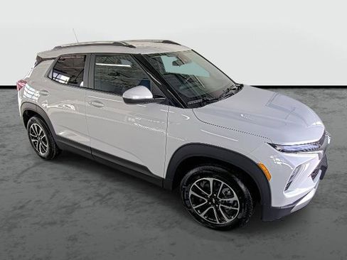 New 2026 Chevrolet TrailBlazer LT w/ Driver Confidence Package image 4