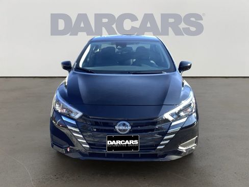 Used 2025 Nissan Versa SV w/ Trunk Package image 2