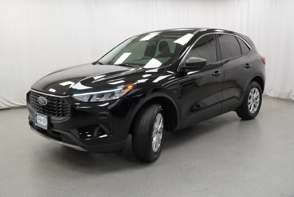 Used 2024 Ford Escape Active AWD/4WD image 8