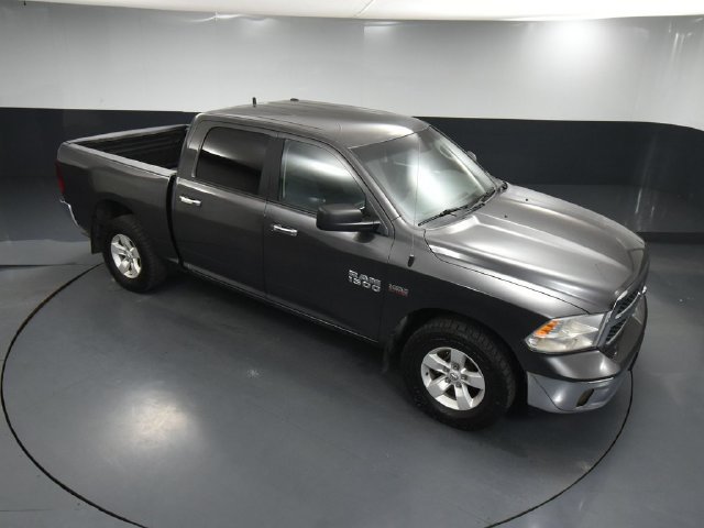 Used 2017 RAM 1500 Classic SLT AWD/4WD image 44