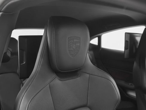 Certified 2023 Porsche Taycan 4S image 27