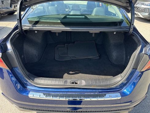 Used 2022 Nissan Altima 2.5 SR image 18