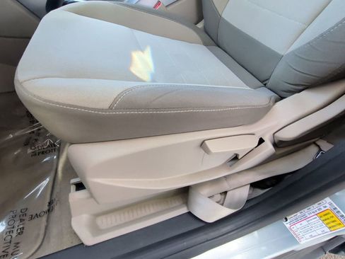 Used 2014 Ford C-MAX SE w/ Equipment Group 203A image 13