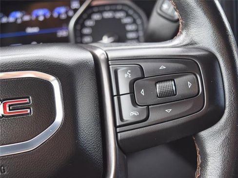 Used 2020 GMC Sierra 2500 AT4 w/ AT4 Premium Package image 11