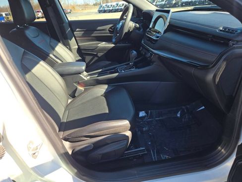 Certified 2025 Jeep Compass Trailhawk AWD/4WD image 8