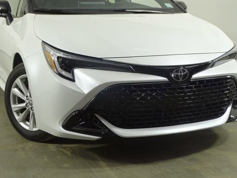 Used 2025 Toyota Corolla SE image 41