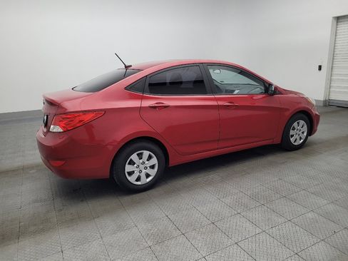Used 2013 Hyundai Accent GLS image 10