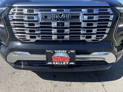 New 2026 GMC Terrain Denali w/ LPO, Black Badging Package image 31