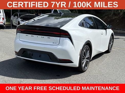 Used 2025 Toyota Prius Limited FWD image 2
