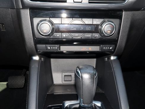 Used 2025 MAZDA CX-90 3.3 Turbo w/ Preferred Package AWD/4WD image 11