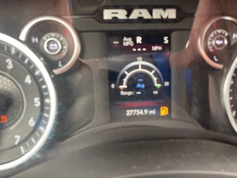 Used 2024 RAM 2500 Big Horn w/ Bed Utility Group AWD/4WD image 11