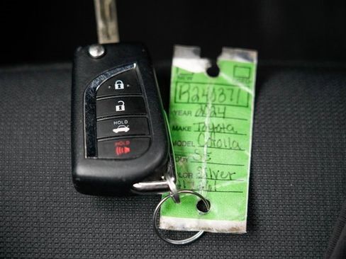 Certified 2024 Toyota Corolla LE image 25