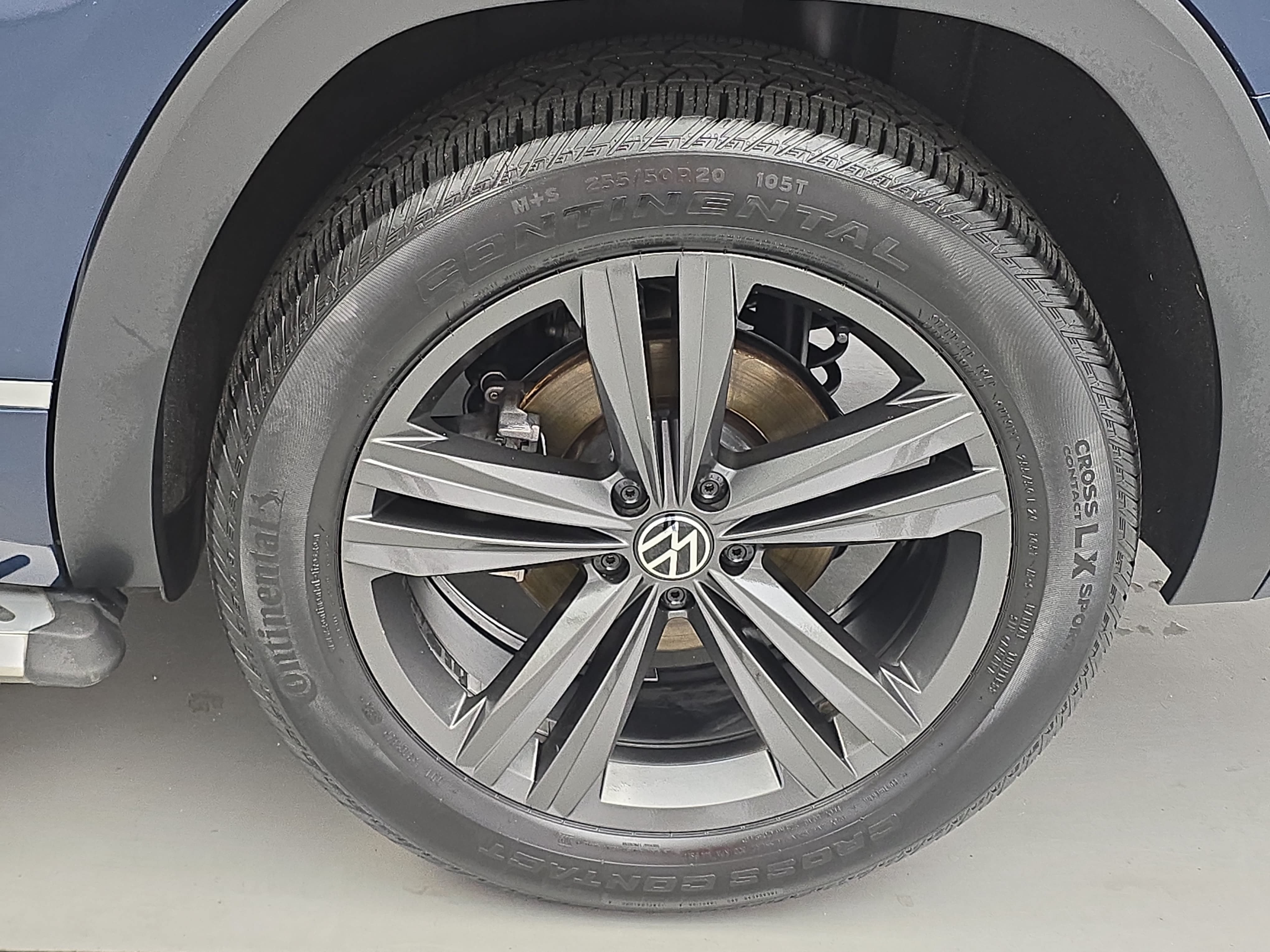 Used 2021 Volkswagen Atlas SE FWD image 35