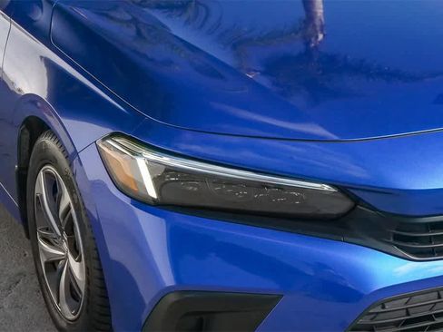 Used 2024 Honda Civic Sport image 4