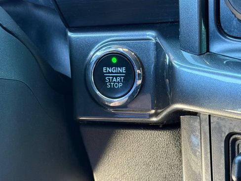 Used 2022 Ford F150 XLT w/ Equipment Group 302A High AWD/4WD image 22