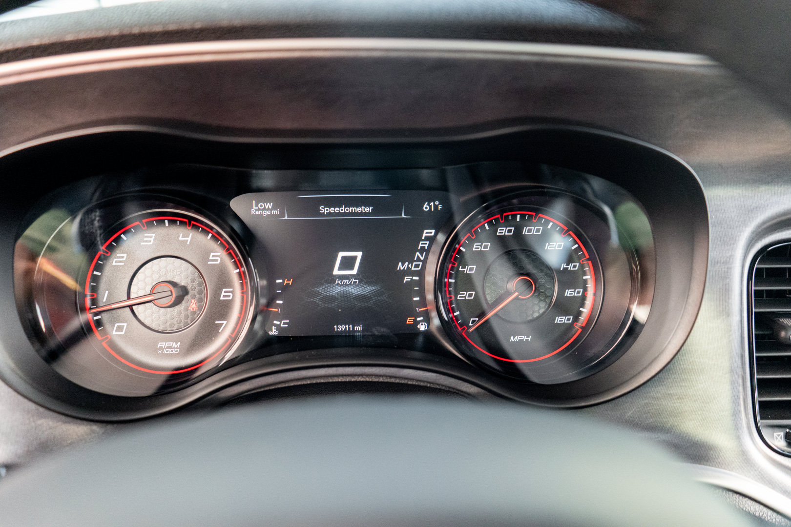 Used 2017 Dodge Charger R/T RWD image 15