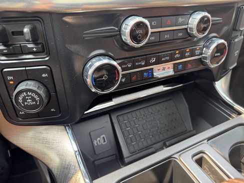 Used 2025 Ford F150 King Ranch AWD/4WD image 15
