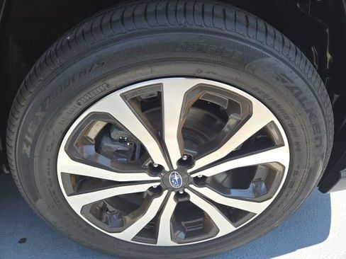 Used 2023 Subaru Forester Limited AWD/4WD image 18