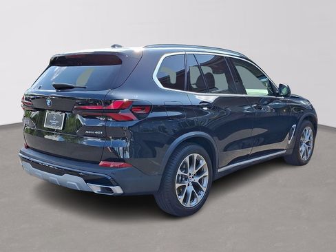 Used 2026 BMW X5 xDrive40i w/ Premium Package AWD/4WD image 4
