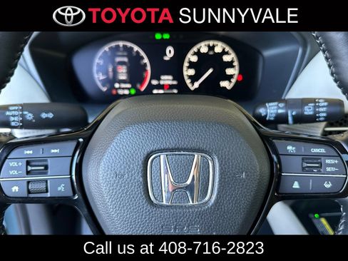 Used 2025 Honda HR-V EX-L image 27