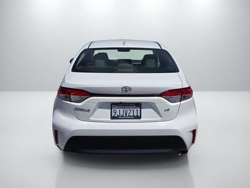 Used 2024 Toyota Corolla LE FWD image 5